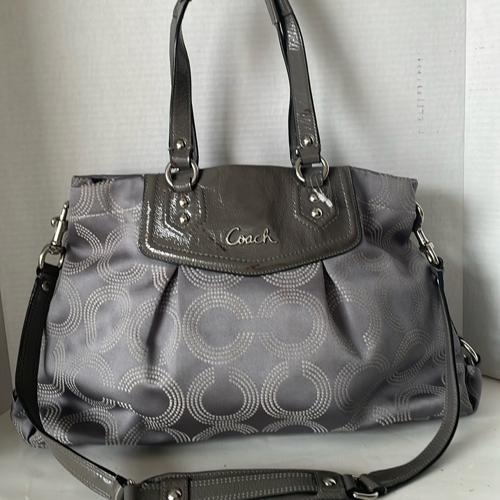 Coach Bag - Picture 2 of 15